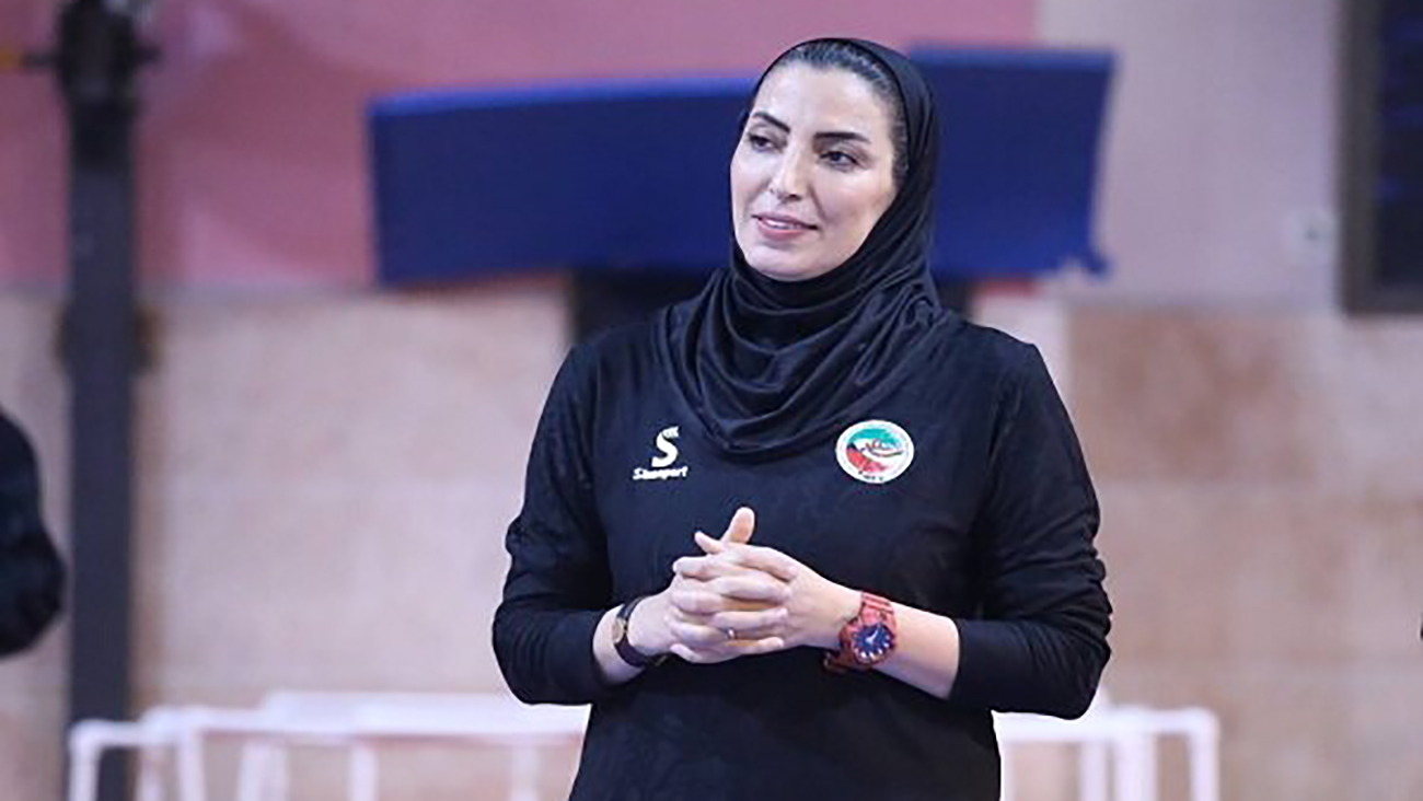 مینو مداح