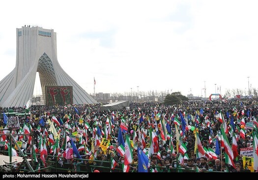 راهپیمایی ۲۲ بهمن در حوالی میدان آزادی