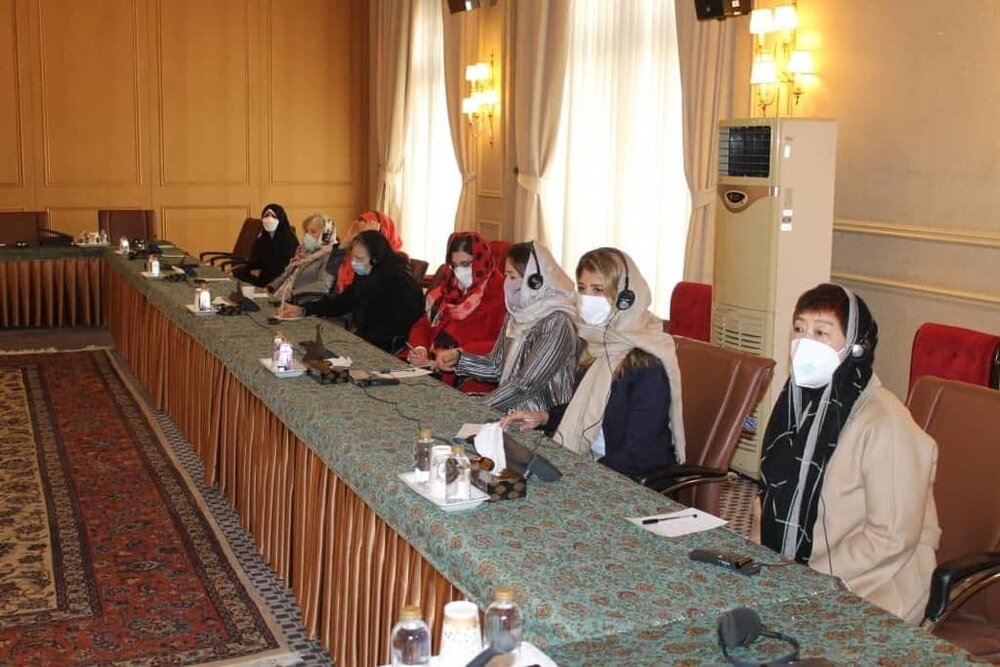 دومین نشست همسر وزیرخارجه با همسران سفرای کشورهای مقیم/عکس