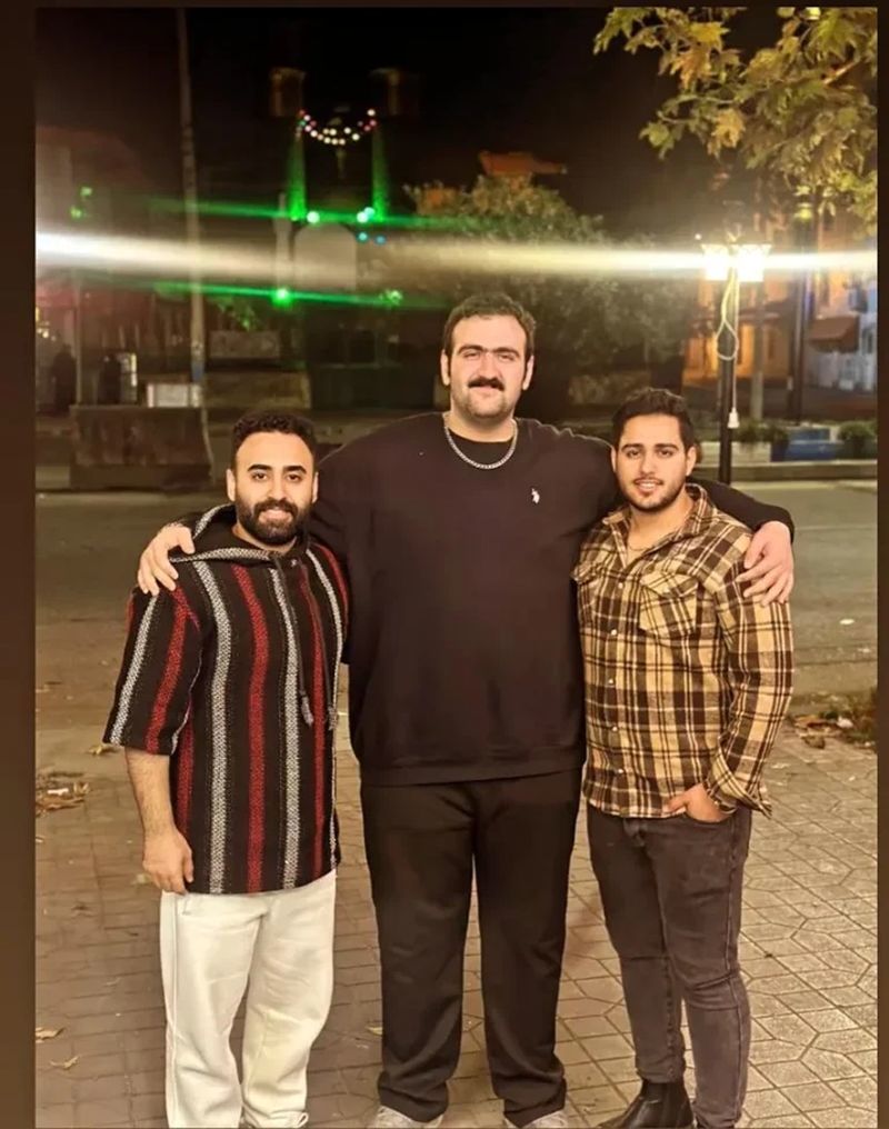 علی امین حسنی بازیگر نقش بهروز پایتخت 7