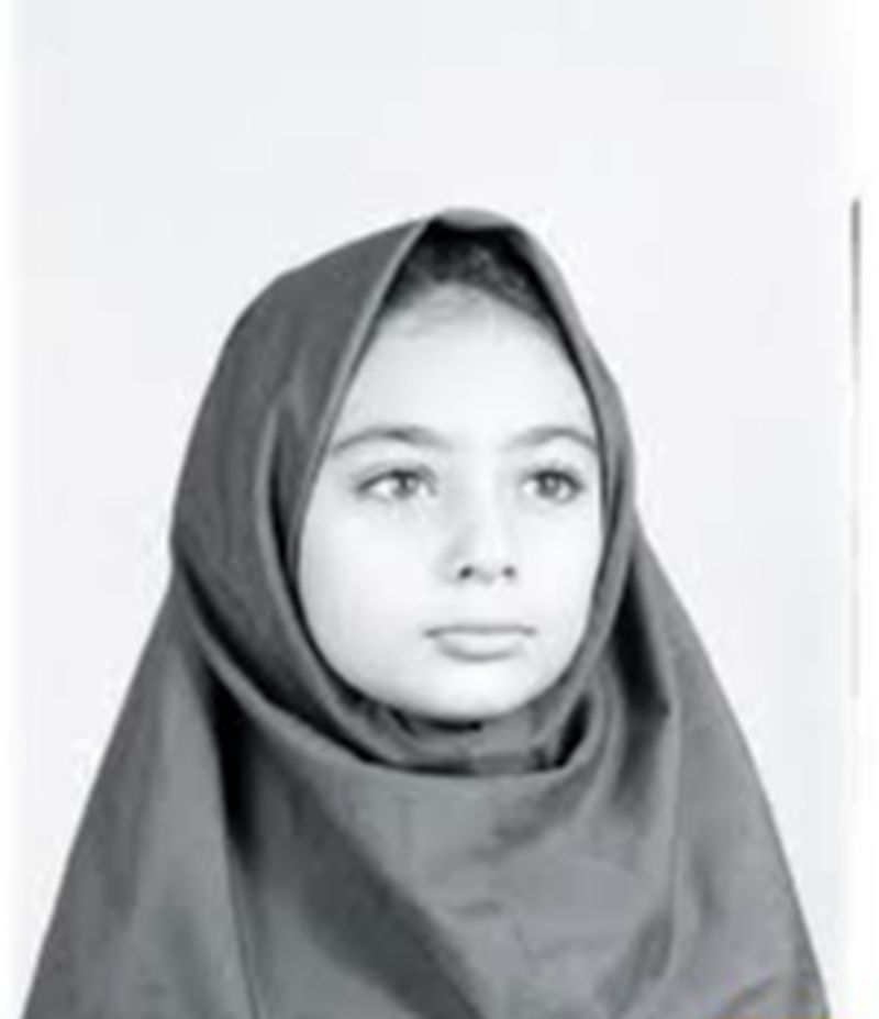 کودکی یکتا ناصر 