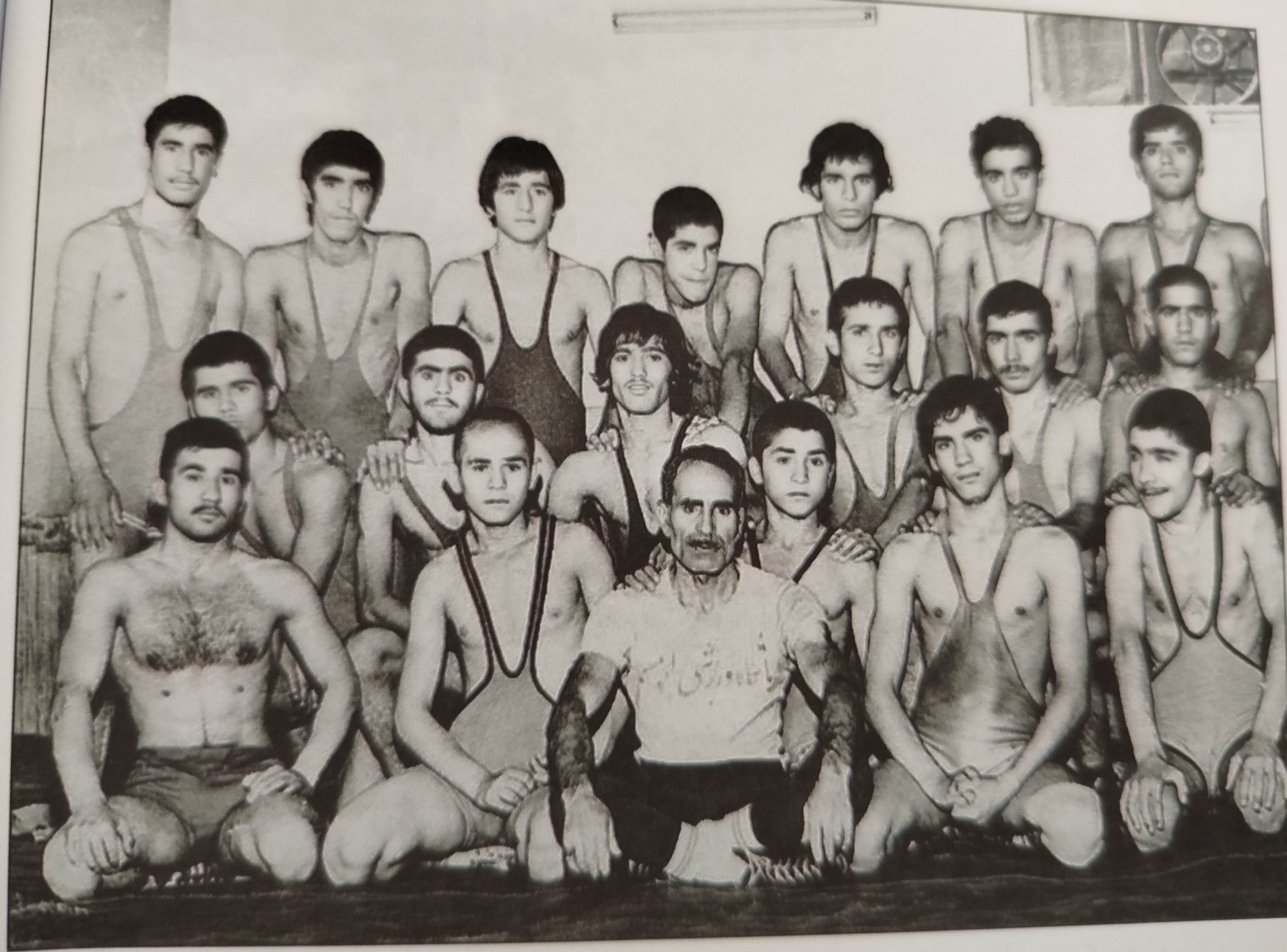 هادی (1)