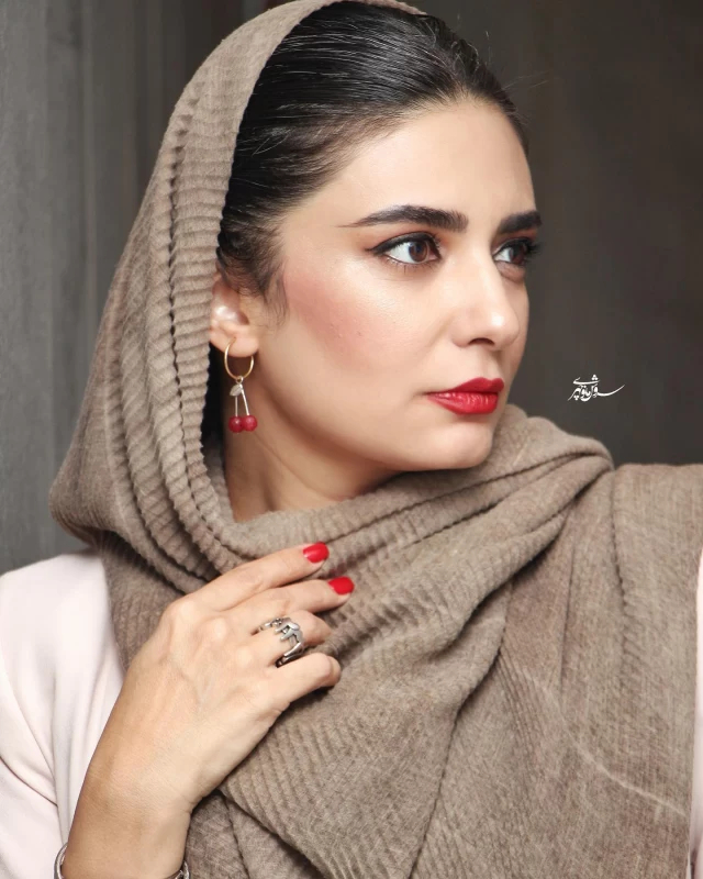 بیوگرافی لیندا کیانی