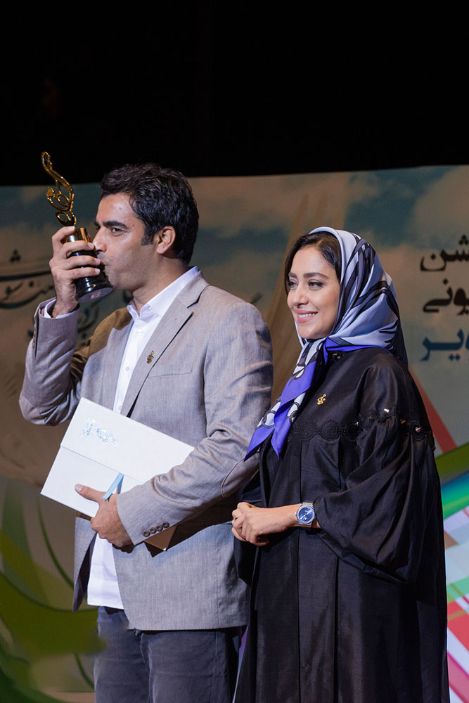 جایزه منوچهر هادی
