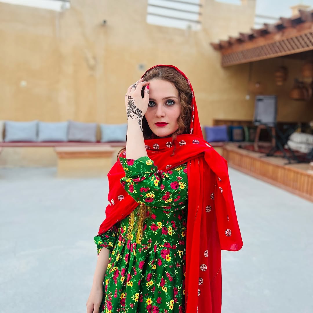 نگار بابایی (2)