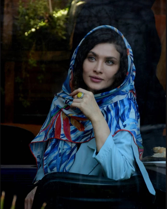 بیوگرافی ساناز سعیدی