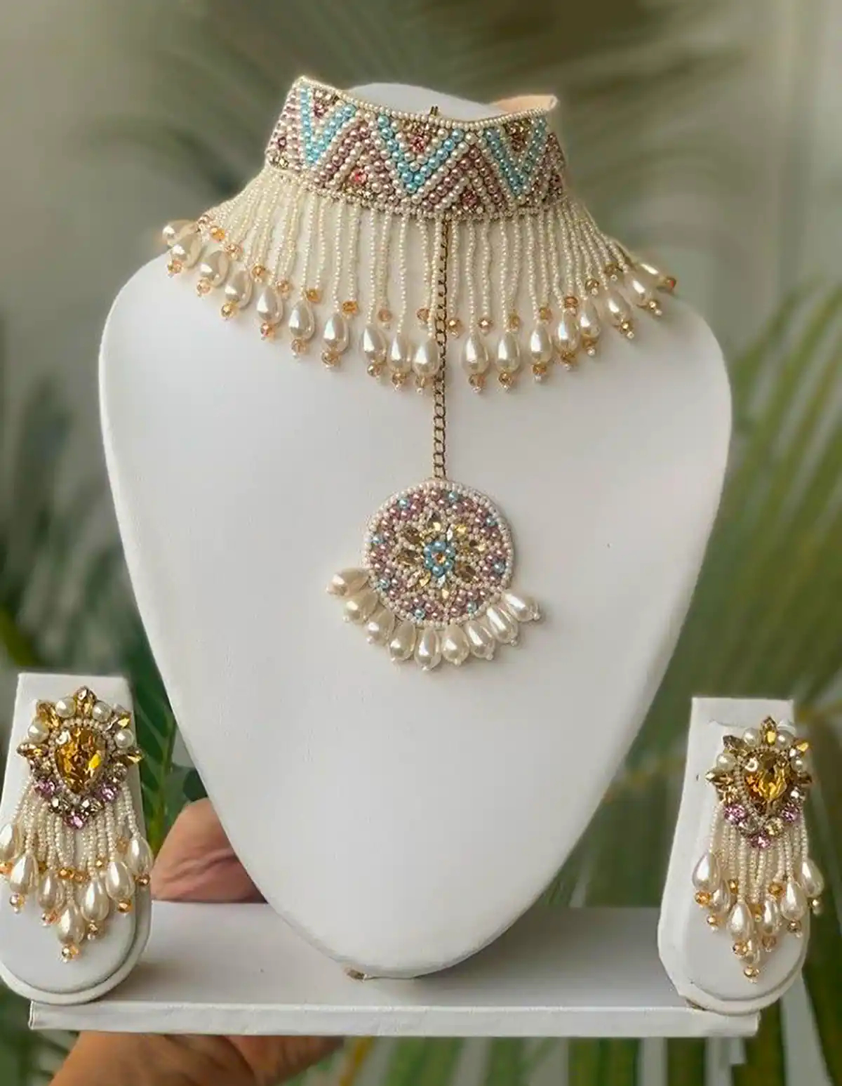 گردنبند مرواریدی زیبا