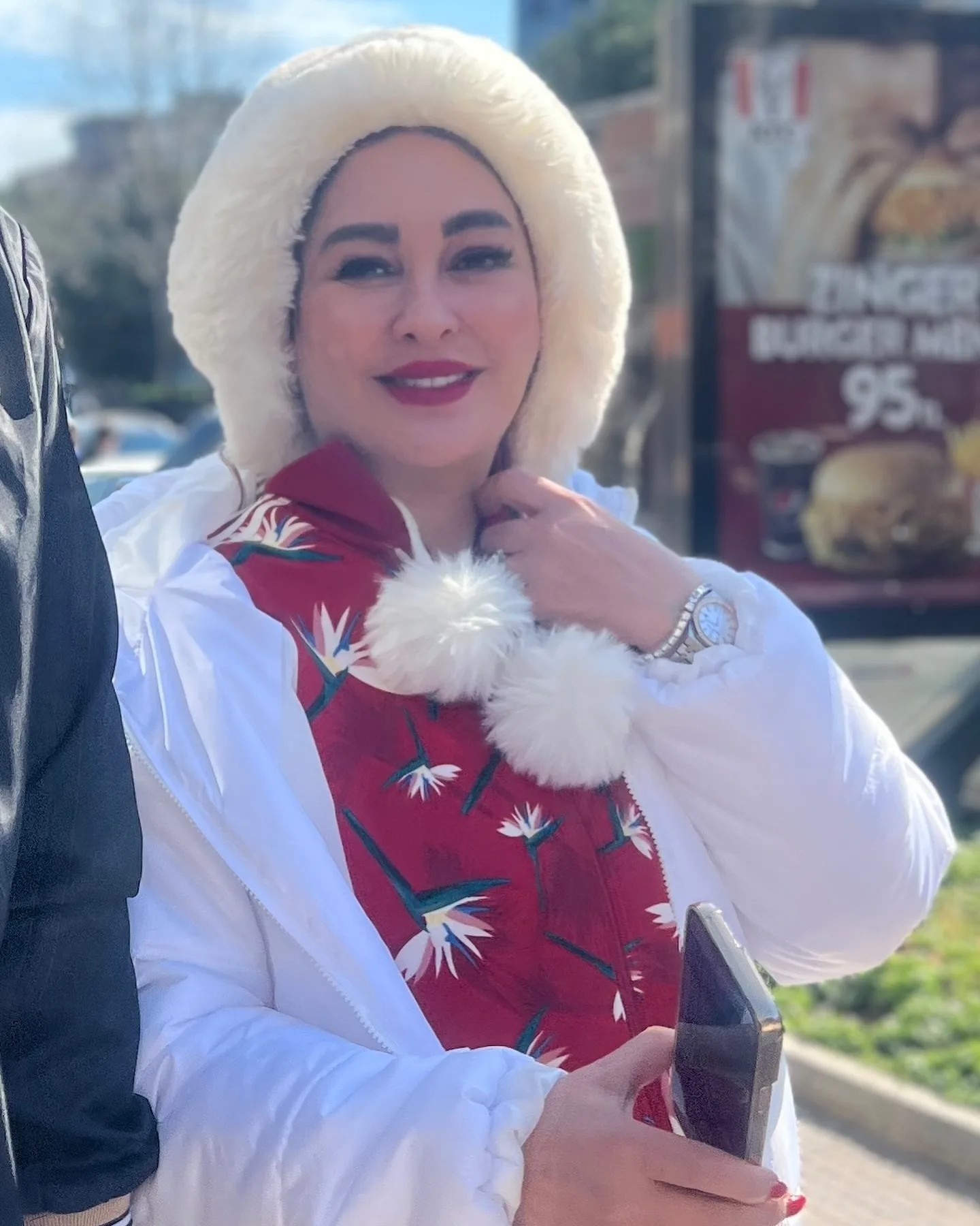 elhamhamidiiii_1732782814_3511159194007544010_2987568324