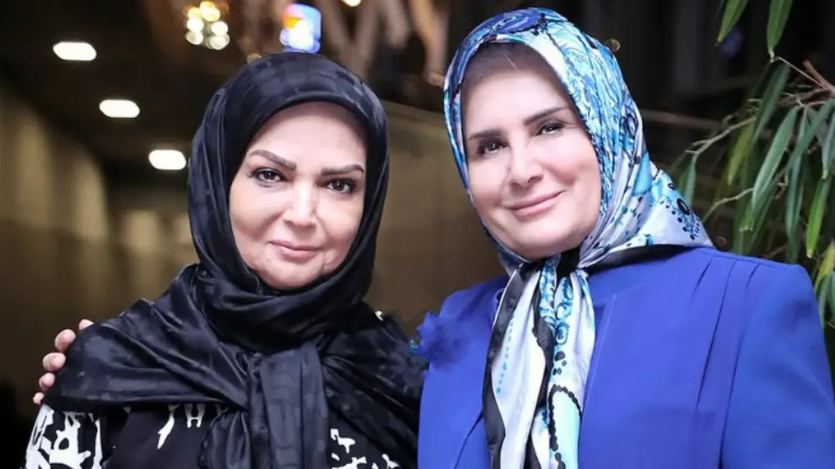 گیتی-خامنه-1(1)