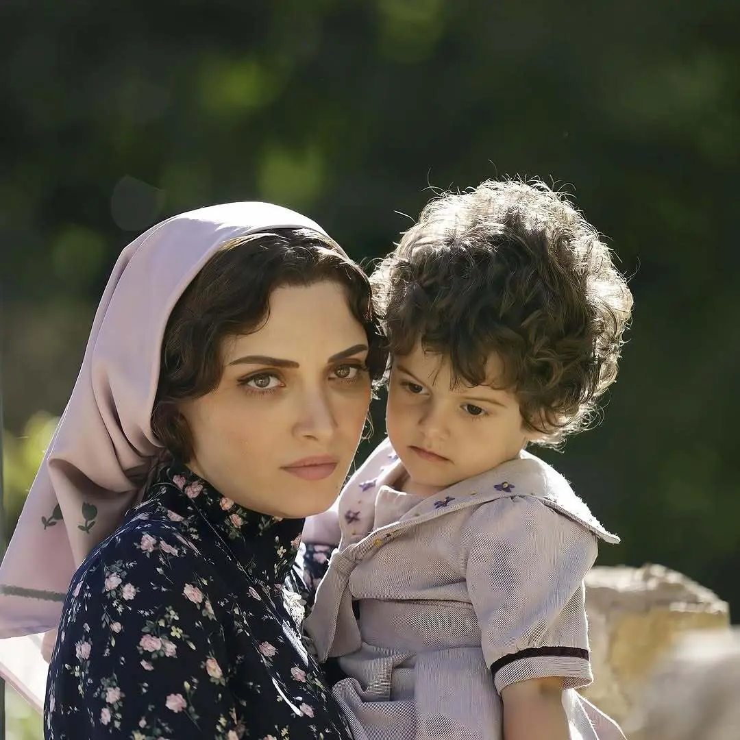 بهنوش طباطبایی (1)