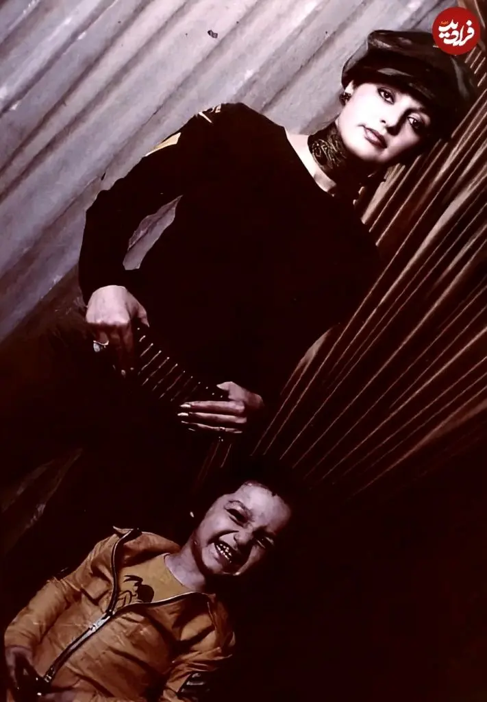 photogoogoosh_1740492168_3575829942654485906_47171307983_11zon