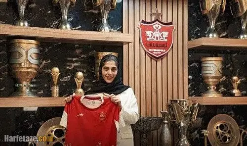 بیوگرافی ثنا صادقی هافبک فوتبال + سوابق و افتخارات ورزشی