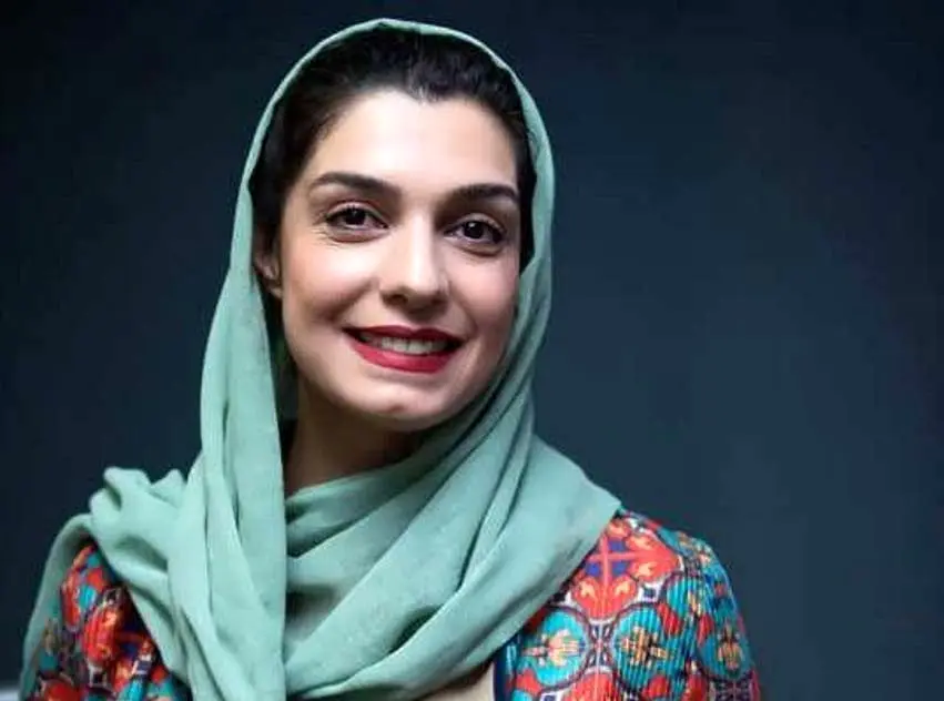 biography of elika abdolrazaghi 7