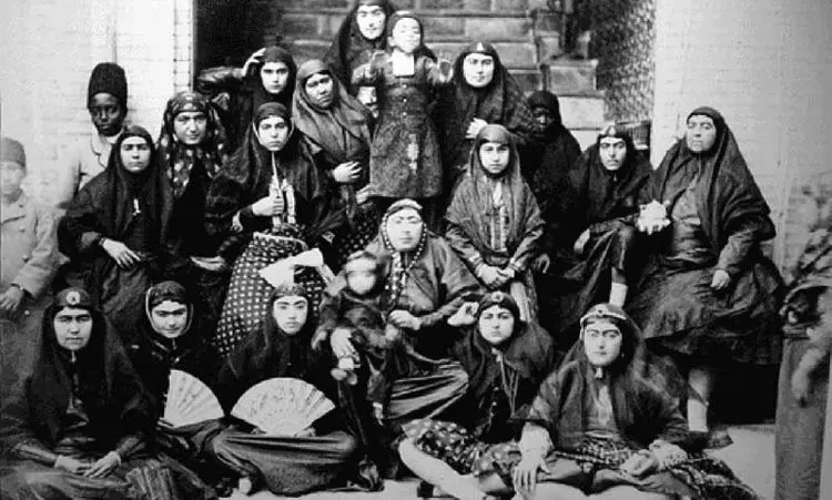 خرافات عجیب دوران قاجار؛ از زهره گرگ تا الماس کوه نور که داروی شاه بود