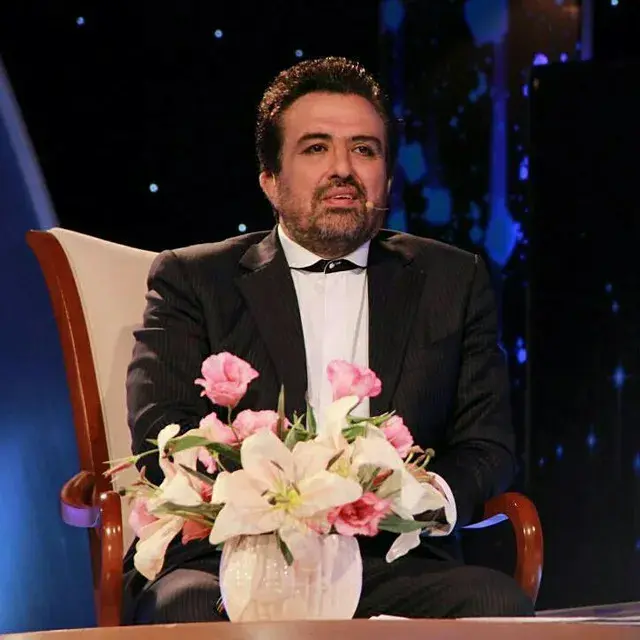 حسینی بای