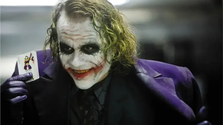 8-The-Dark-Knight