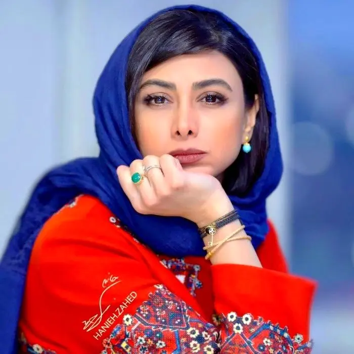 آزاده صمدی