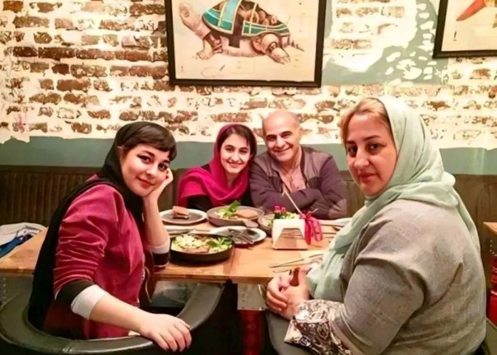 بازیگران فیلم صددام 5