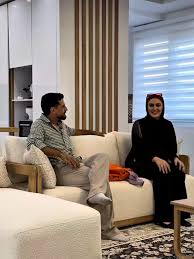 مریم مومن