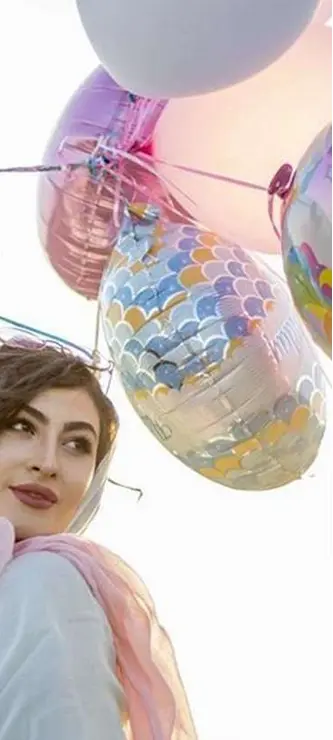 مریم مومن 