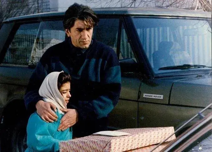  زهرا اویسی