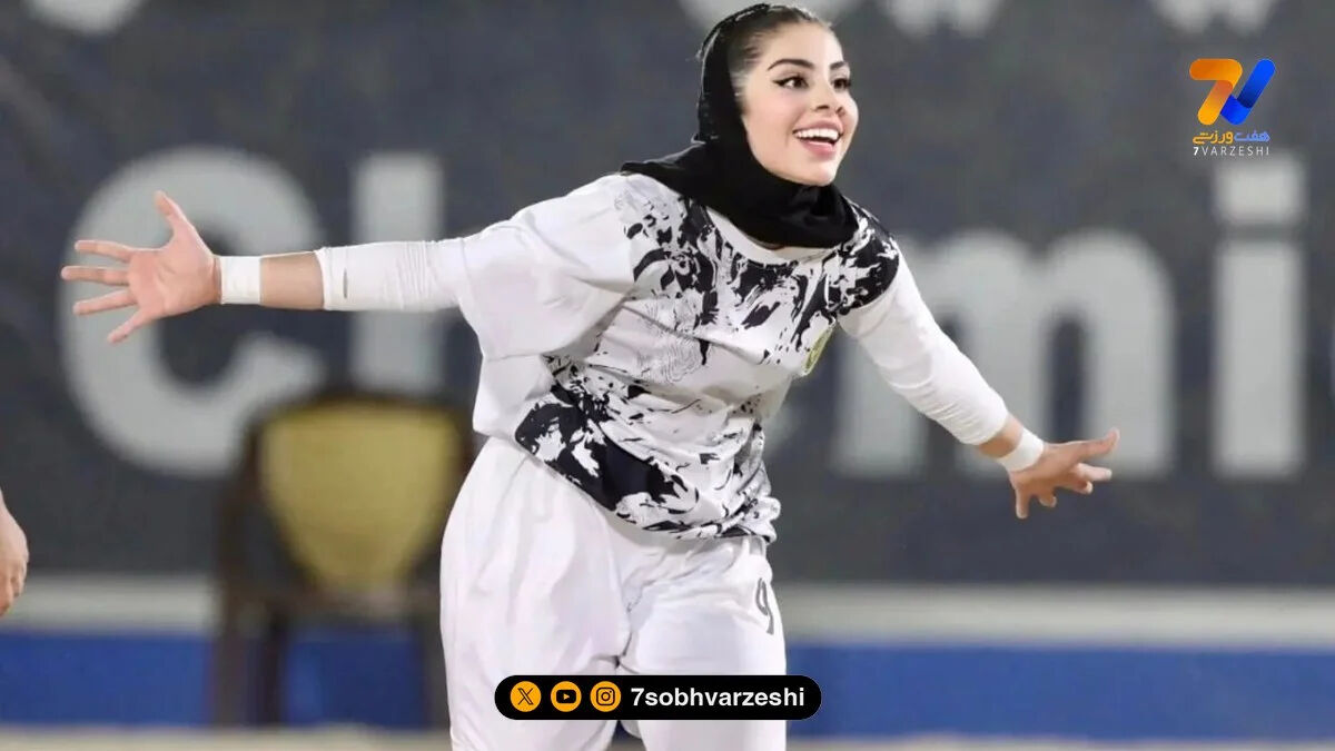 نگاه روز | ملیکا چهاردولی بازیکن خوش چهره تیم فوتبال بانوان