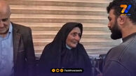 با وساطت حسن یزدانی؛ بخشش جوان قاتلی که طناب دارش پاره شد!