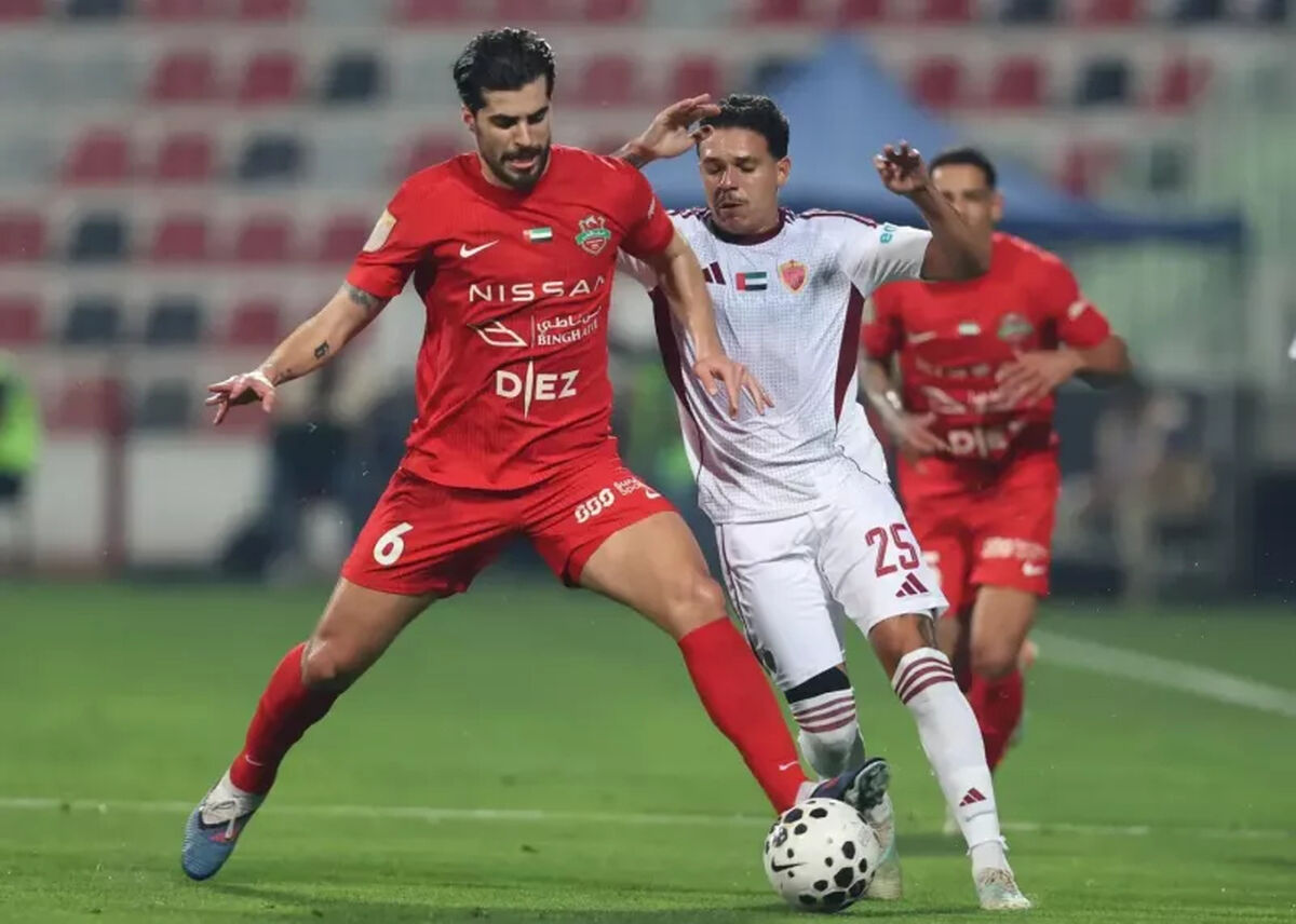 شباب الاهلی، صدر را به العین تعارف زد
