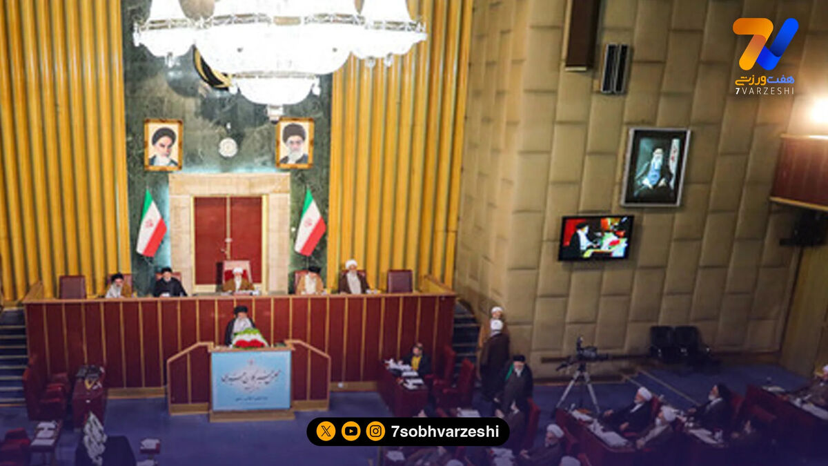مجتبی خامنه ای رهبر سوم ایران شد