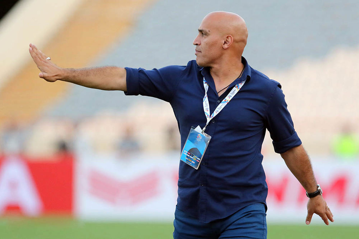 منصوریان: بازیکنان در استقلال  و پرسپولیس در تیررس قضاوت هستند
