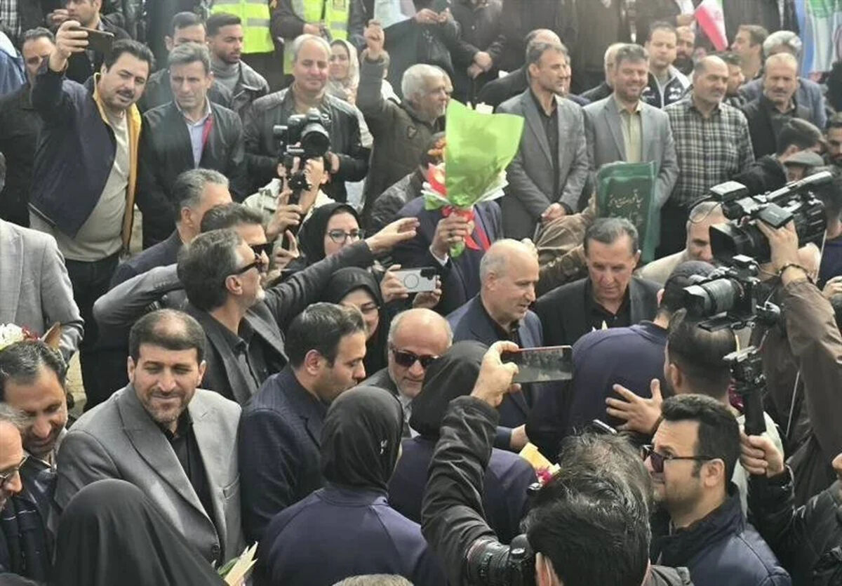 تقدیر تاج و مسئولان زنجانی از بانوان ملی‌پوش فوتبال ایران