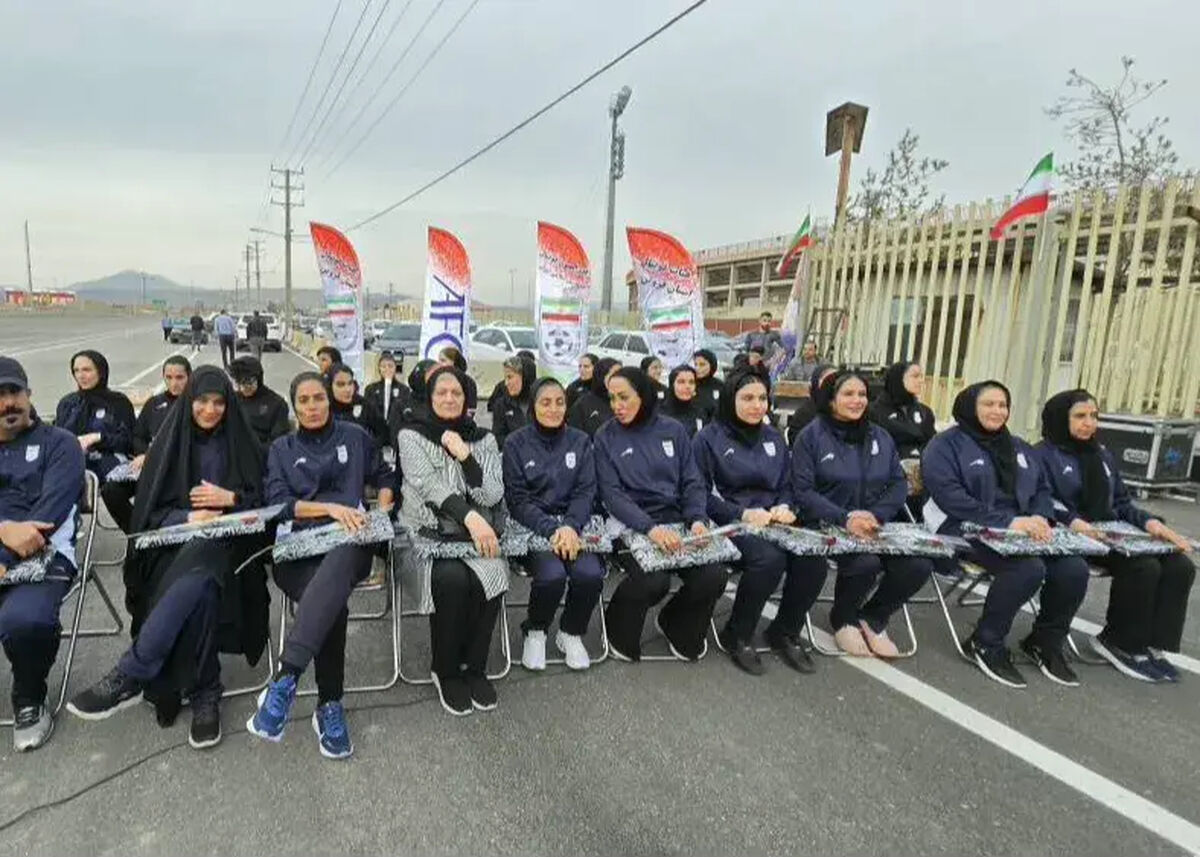 تصاویری از استقبال تیم ملی زنان در قزوین