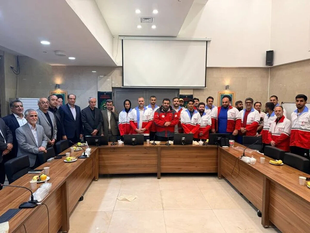 ملی‌پوشان دوومیدانی هم عضو هلال احمر شدند