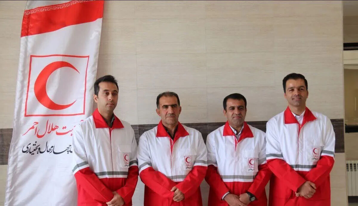 داور بین المللی فوتبال ایران، هلال احمری شد