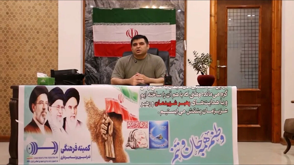 رضازاده: پشت ایران به مردم و نیروهای مسلح گرم است؛ درود به شرفتان