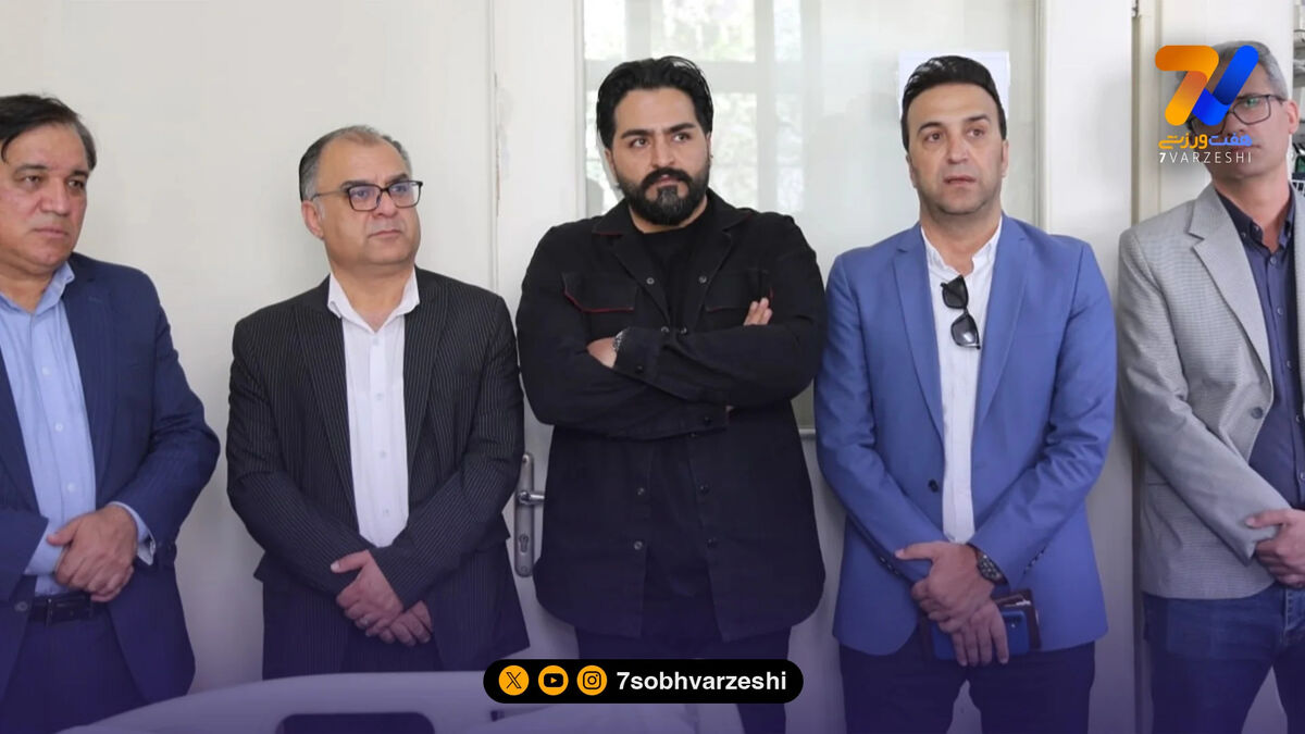 عیادت رییس هیات‌مدیره باشگاه استقلال از عنایت‌الله آتشی