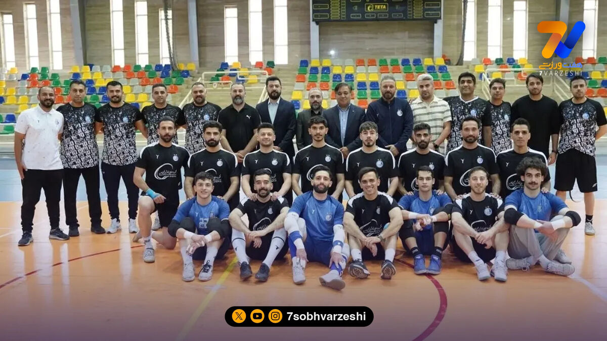 تاجرنیا در کنار فوتسالیست‌ ها! +عکس