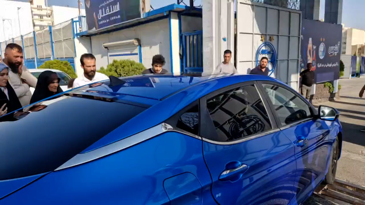 ورود منیر الحدادی به کمپ حجازی