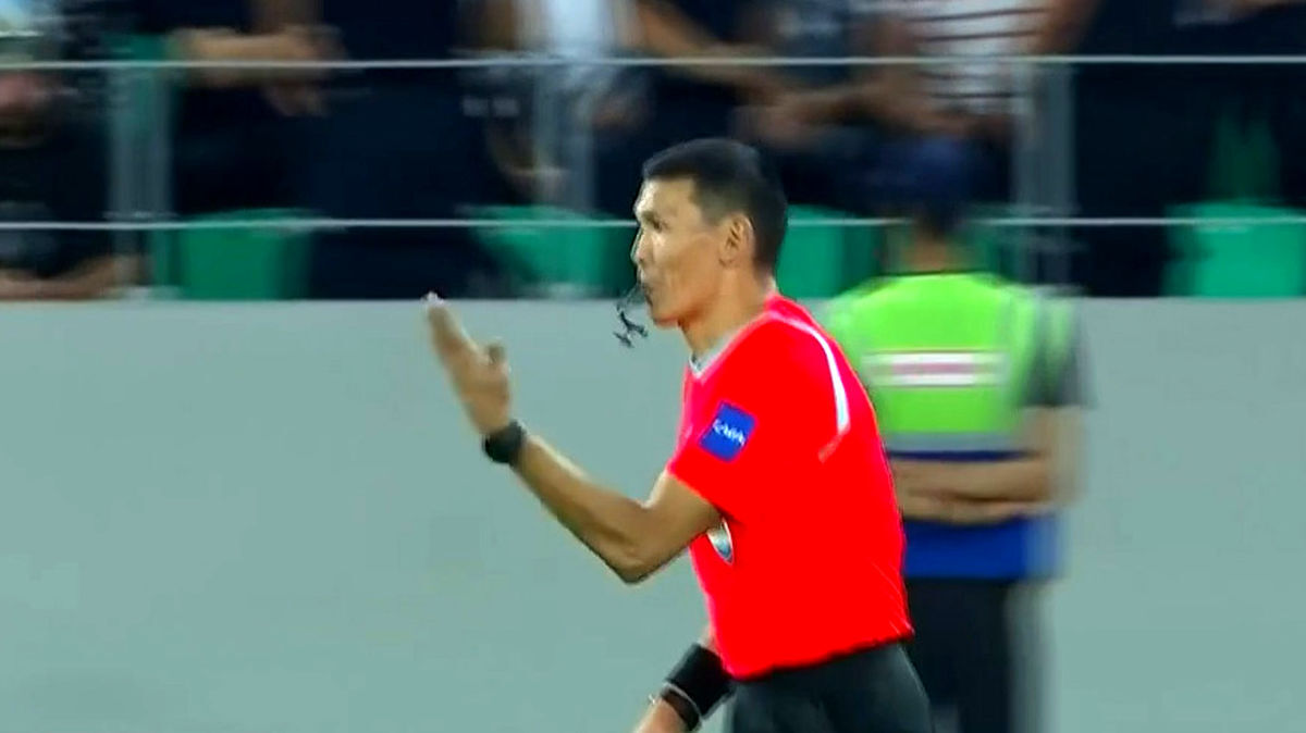 رد پنالتی ایران برابر ازبکستان توسط VAR