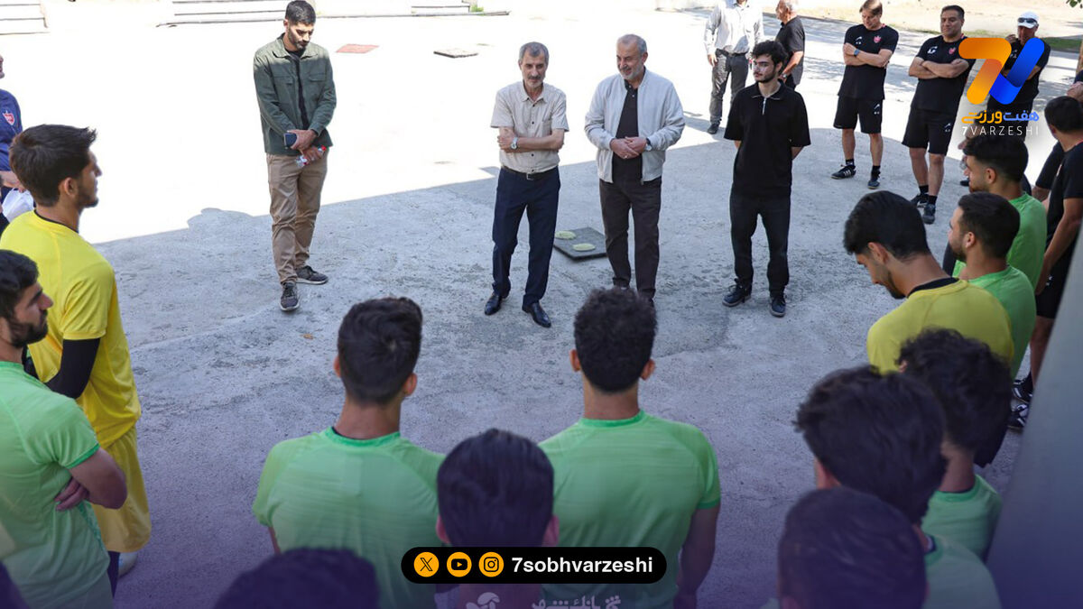 تمرین تاکتیکی پرسپولیس با چاشنی حضور پیشکسوتان