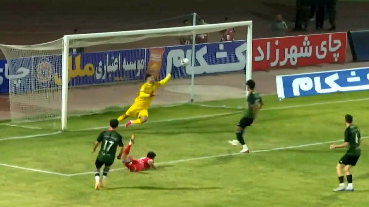 گل اول پرسپولیس به خیبر توسط عالیشاه