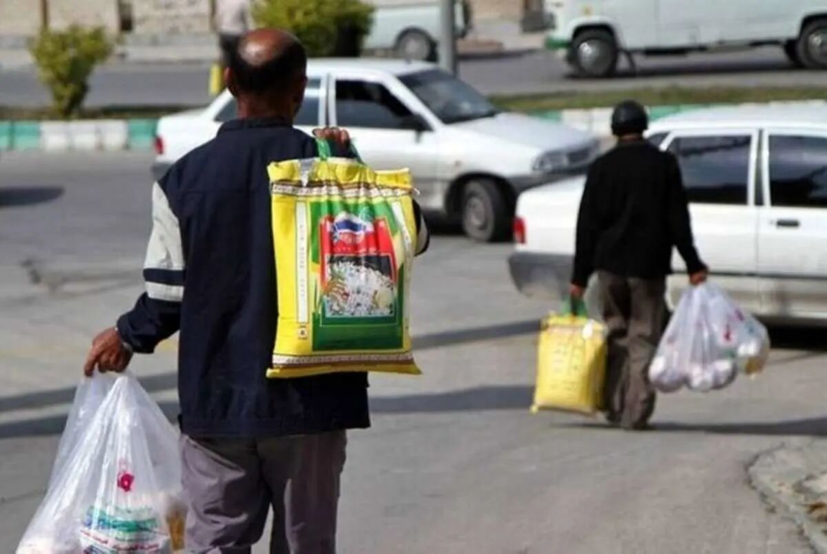 ماکارونی علیه گوشت و  برنج