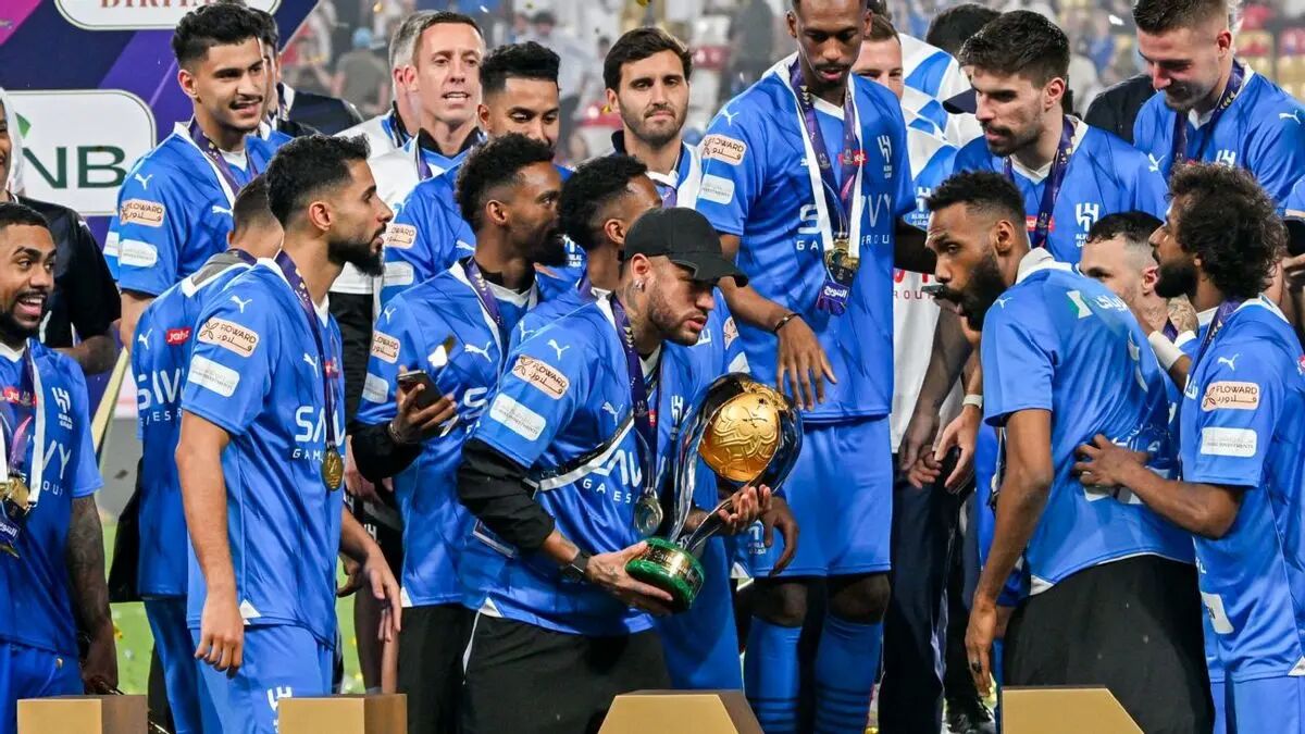 عکس| حضور دختر خاص همراه نیمار در جشن قهرمانی الهلال  ‌