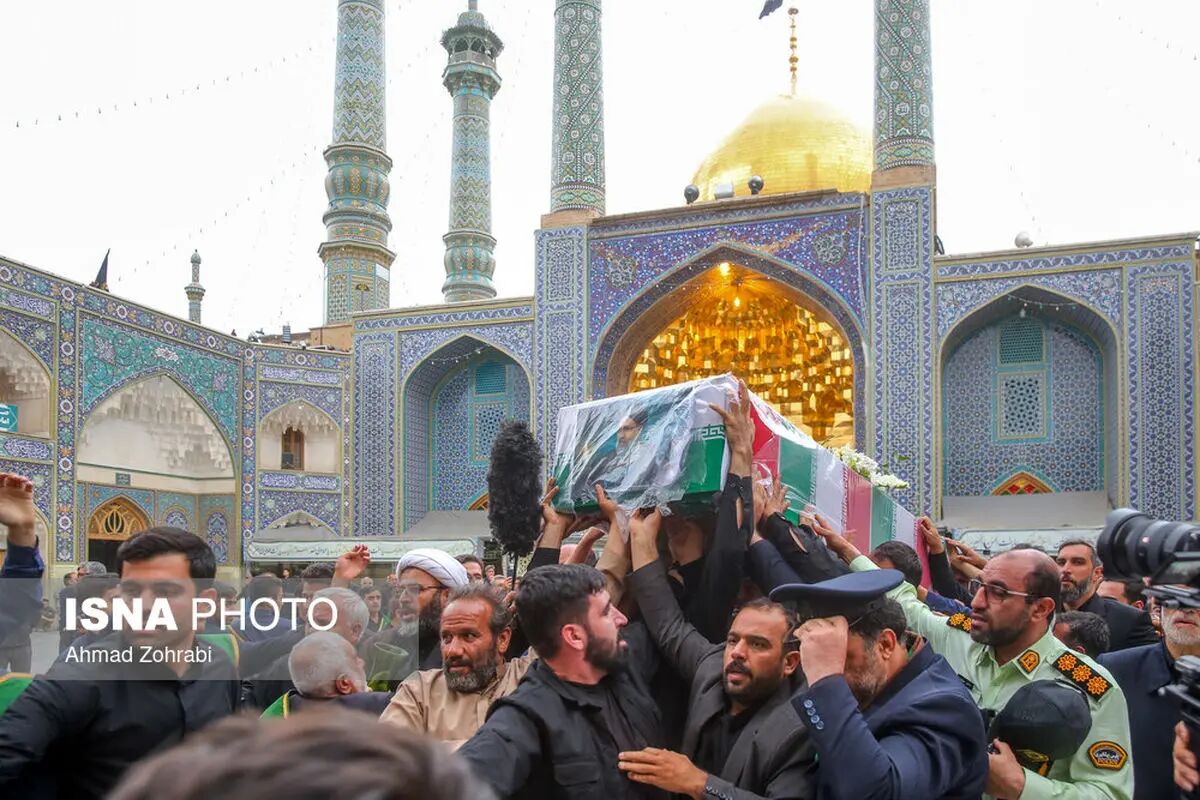 گزارش تصویری از تشییع پیکر آیت‌الله رئیسی و یارانش در قم
