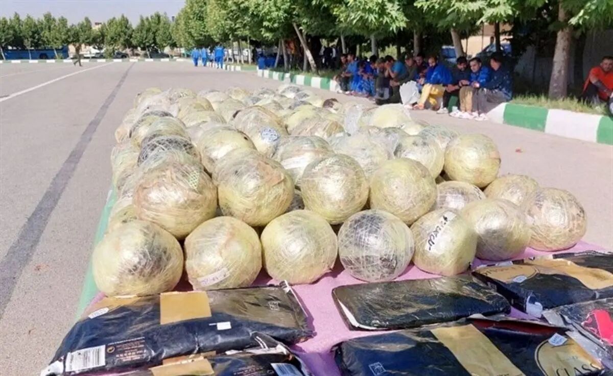 جاساز عجیب ۵۰ کیلو تریاک در بار یک کامیون
