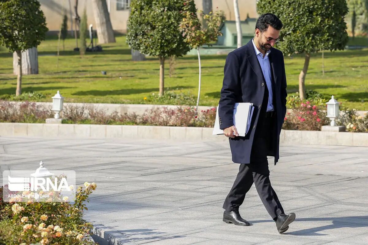 آذری جهرمی تکلیف کاندیداتوری‌اش را روشن کرد + جزئیات