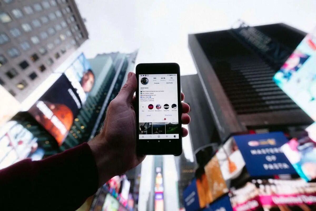 آنفالو کردن سلبریتی‌ها، راز خلاقیت شماست!