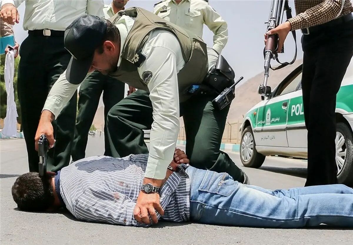ربودن دختر ۲۰ ساله با تهدید وینچستر در فارس