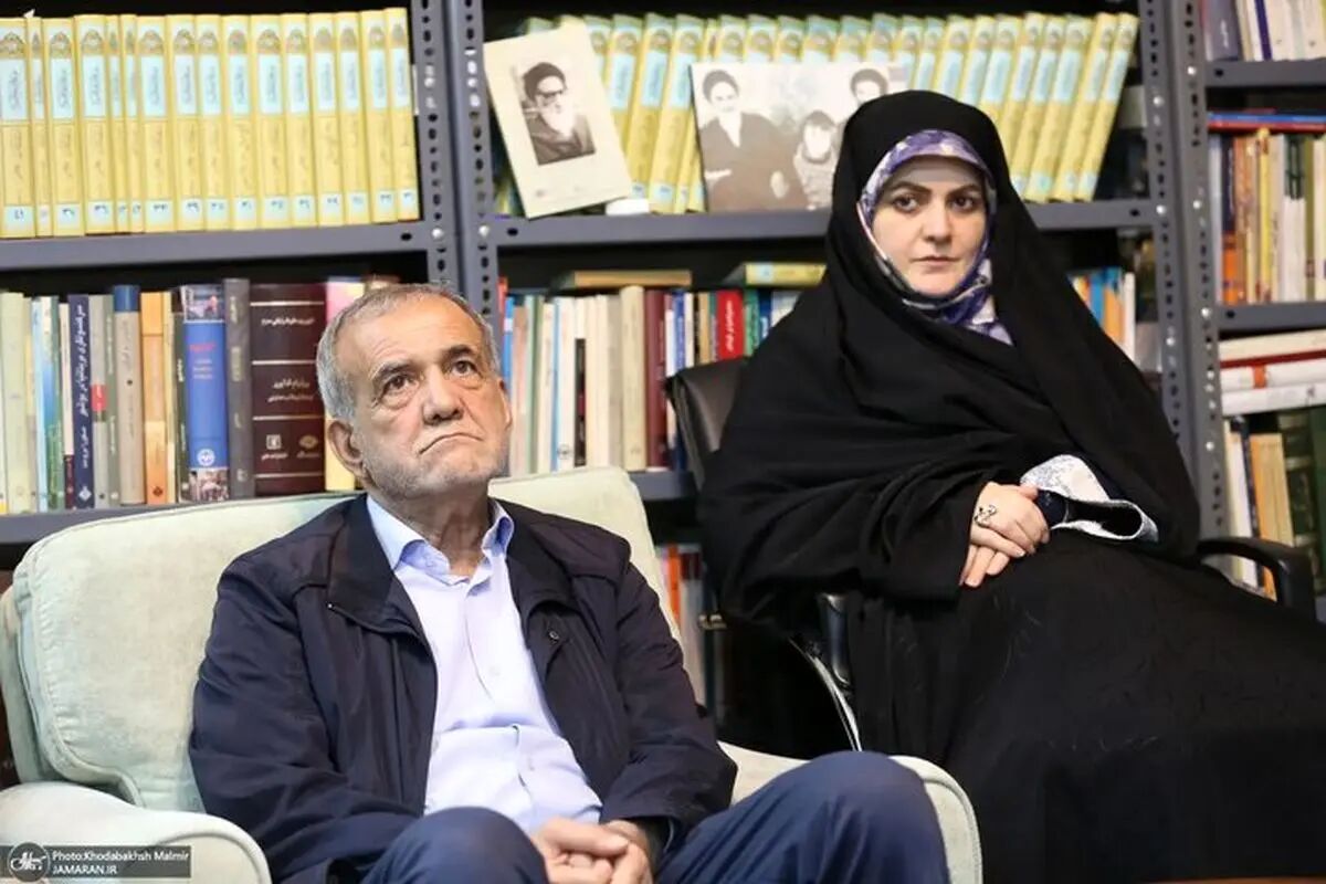 نبرد سنگین دختران  - درباره حضور مریم قالیباف و زهرا پزشکیان در برنامه گفت و گوی صمیمی