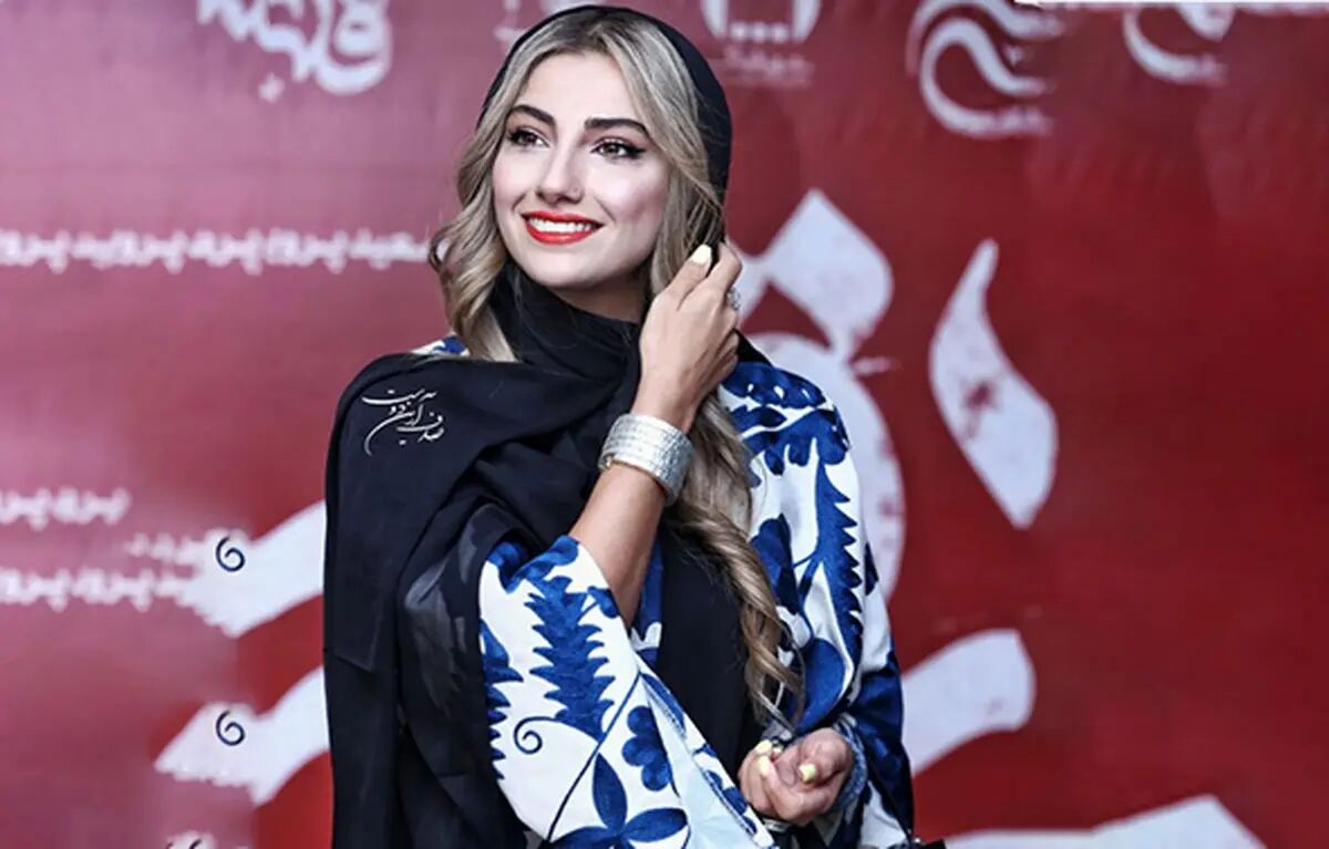 قاب امروز| چهره جدید اکبر عبدی، محیا و شادی در اکران قلب رقه، سمیرا ‌‌و نازنین در نمایش بی‌پایانی و رضا شفیعی‌جم و خواهرش